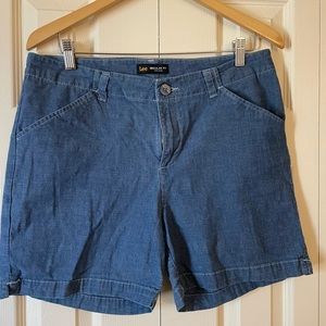 Lee denim short.
